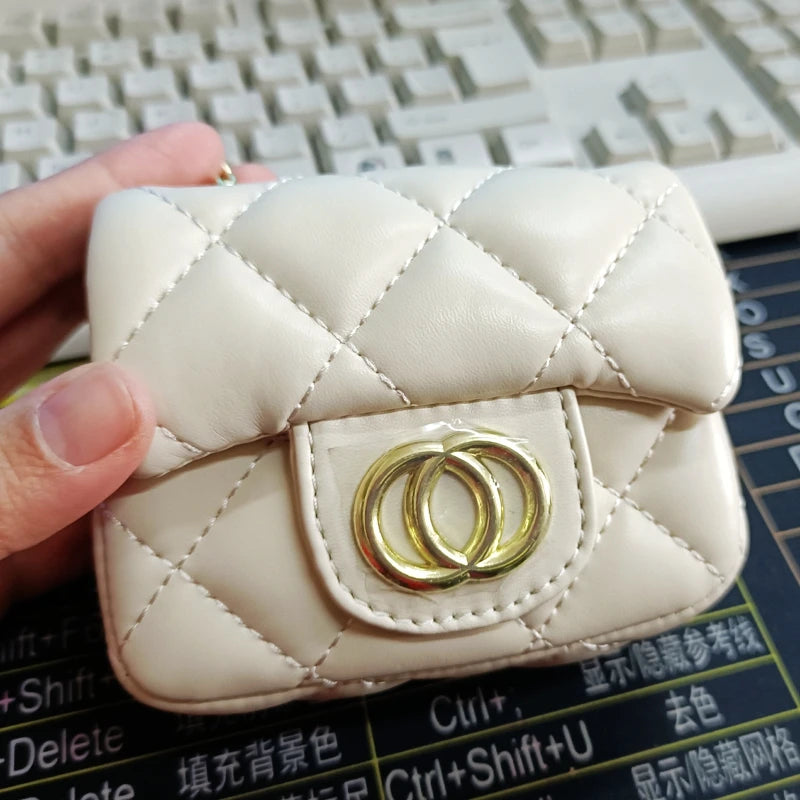 Chewnel Purse