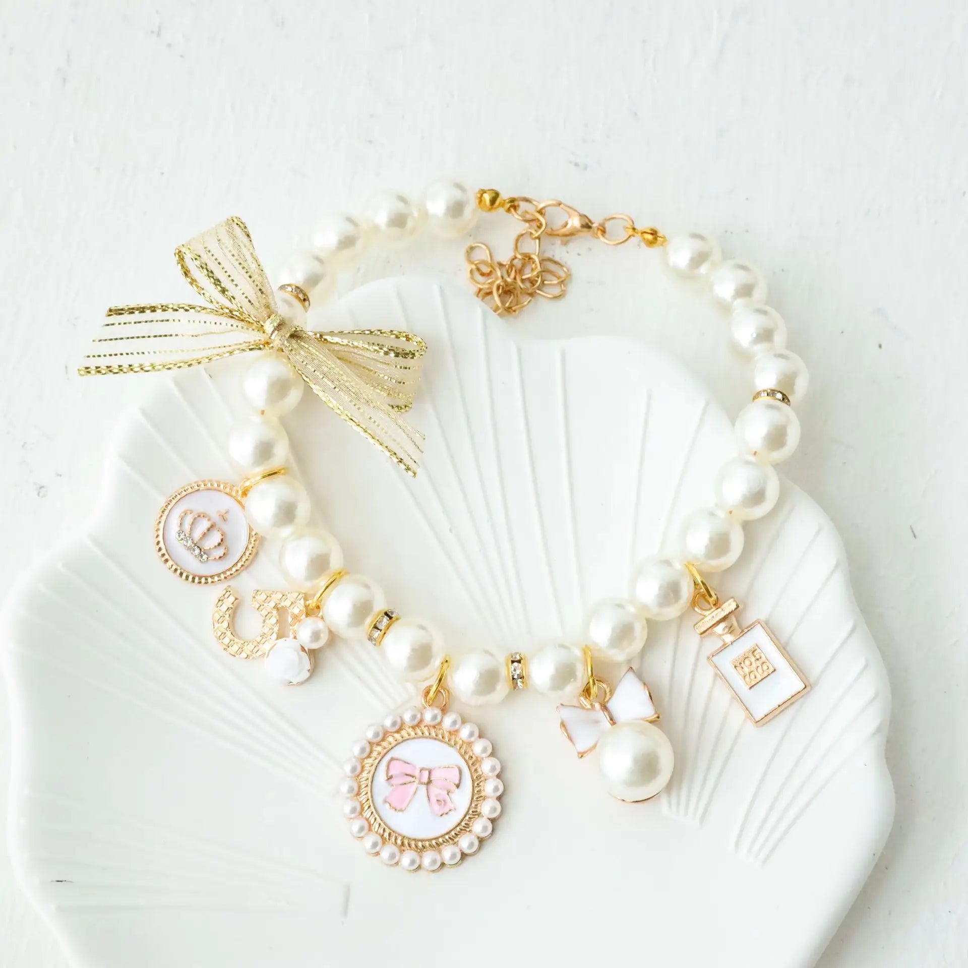 Coco Pearl Bow Collar