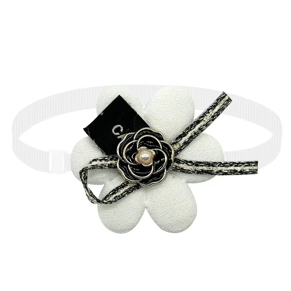 Coco Chewnel Ajustable Collar